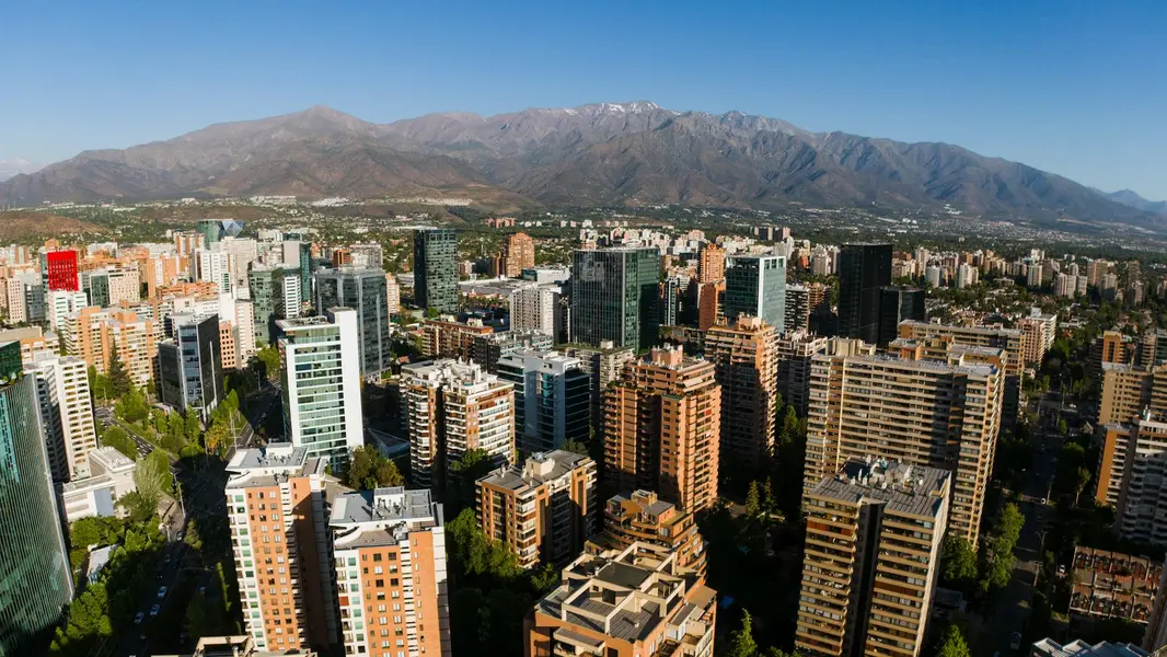 Atração de Capital Estrangeiro no Chile: Estratégias e Números Recentes