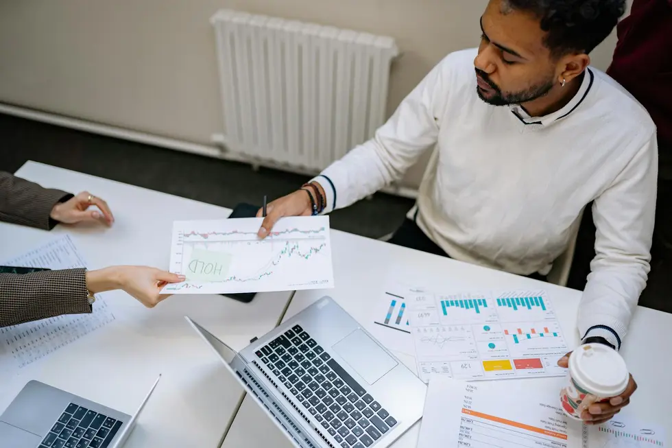 Entendendo Market Data e Seu Impacto Real no Orçamento da Casa